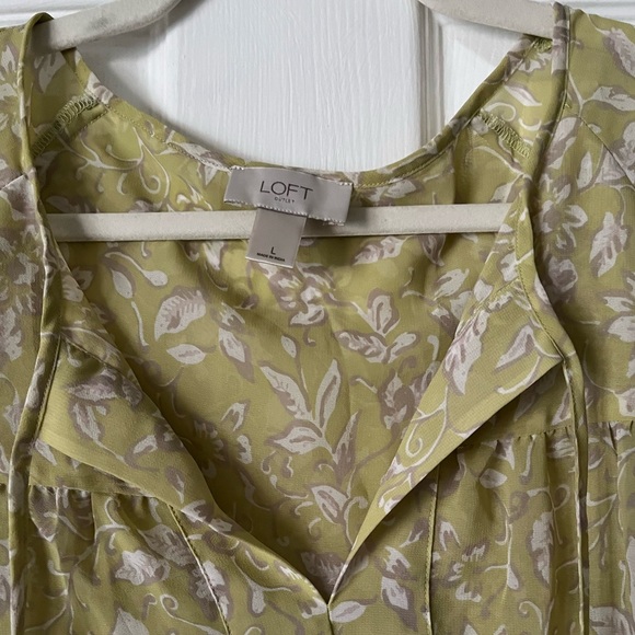 LOFT Large Blouse 💚🤎 Excellent used condition - Picture 2 of 7